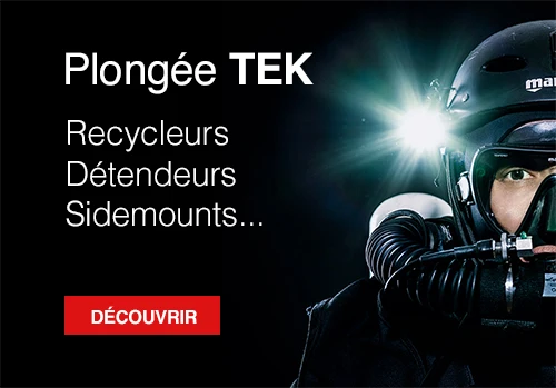 Plongeur Tek équipé d’un recycleur et détendeur, représentant la plongée technique avec recycleurs et sidemounts